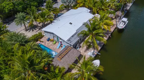 29013 Marigold Dr, Big Pine Key, FL 33043