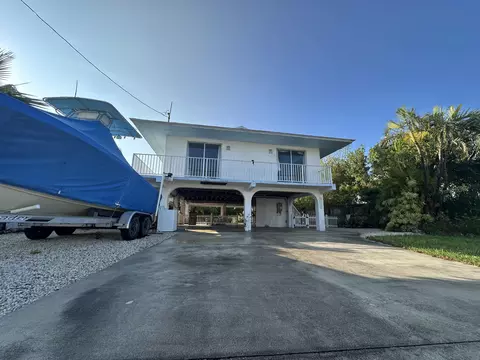 27390 Barbados Ln, Ramrod Key, FL 33042
