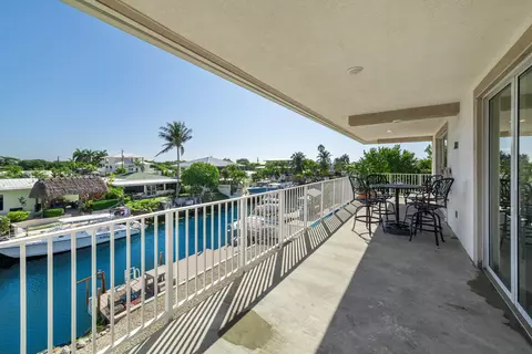 2944 Dolphin Dr, Marathon, FL 33050 photo 11