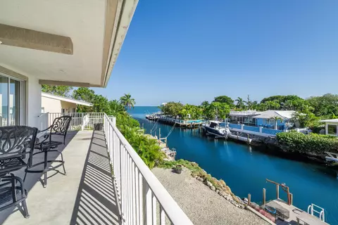 2944 Dolphin Dr, Marathon, FL 33050 photo 10