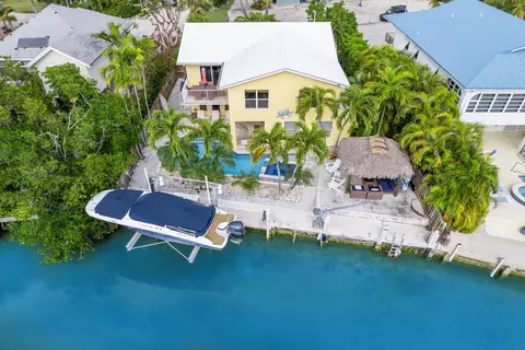600 Calle De Luna, Marathon, FL 33050