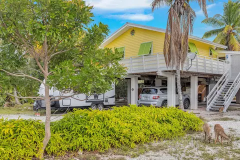 2361 Pensacola Rd, Big Pine Key, FL 33043