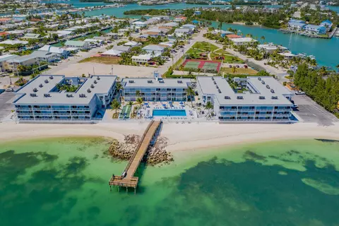 201 E Ocean Dr #106, Key Colony Beach, FL 33051 photo 5