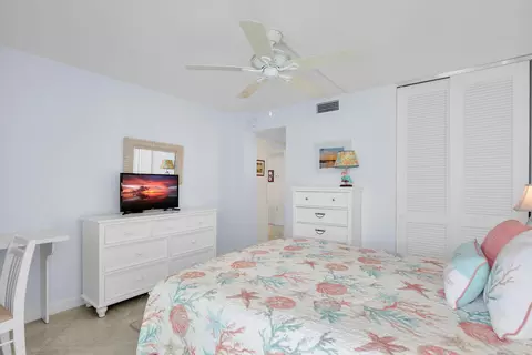 201 E Ocean Dr #106, Key Colony Beach, FL 33051 photo 17