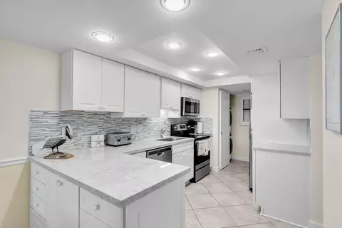 201 E Ocean Dr #106, Key Colony Beach, FL 33051 photo 23