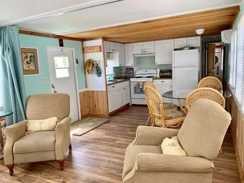 30887 Hammock Dr, Big Pine Key, FL 33043 photo 5