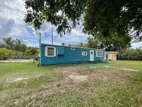 30887 Hammock Dr, Big Pine Key, FL 33043 photo 11