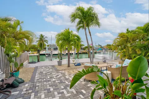 181 10th St #KEY colony, Key Colony Beach, FL 33051