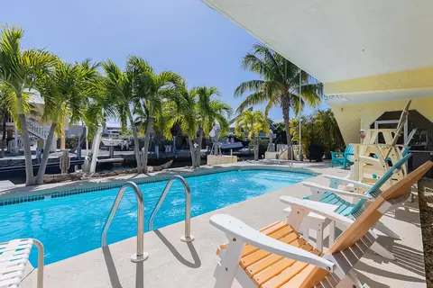 115 Gulfwinds Ln, Marathon, FL 33050 photo 3
