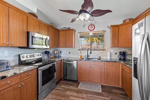 115 Gulfwinds Ln, Marathon, FL 33050 photo 12