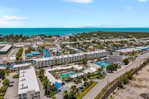 21 Sombrero Blvd #323, Marathon, FL 33050