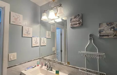 Bath - 974 73rd St, Marathon, FL 33050 photo 1 of 2