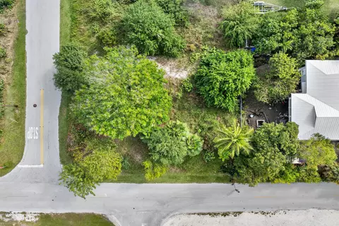 31014 Avenue E, Big Pine Key, FL 33043 photo 7