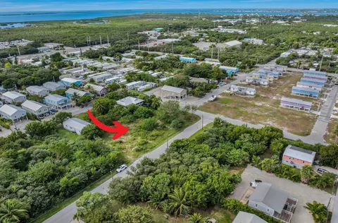 31014 Avenue E, Big Pine Key, FL 33043