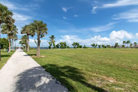 31014 Avenue E, Big Pine Key, FL 33043 photo 10