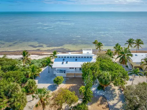 1073 Long Beach Dr, Big Pine Key, FL 33043