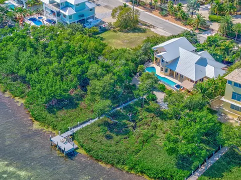 339 Stirrup Key Blvd, Marathon, FL 33050