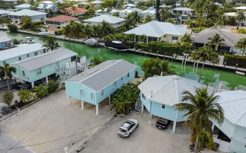 325 N Anglers Dr, Marathon, FL 33050