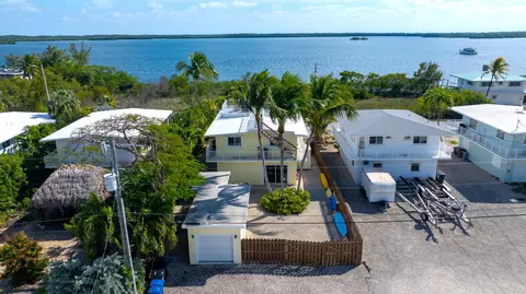 22 Shoreland Dr, Key Largo, FL 33037