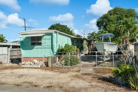 145 2nd Ct, Key Largo, FL 33037