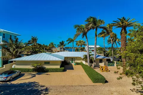 250 Tingler Ln, Marathon, FL 33050