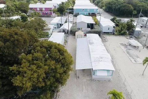 133 Freedom Ln, Big Pine Key, FL 33043 photo 3