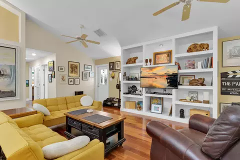 260 3rd St, Key Colony, FL 33051 photo 12