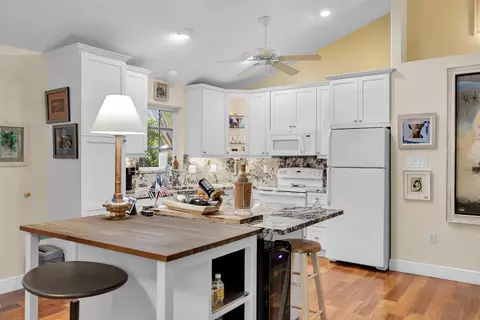 260 3rd St, Key Colony, FL 33051 photo 14