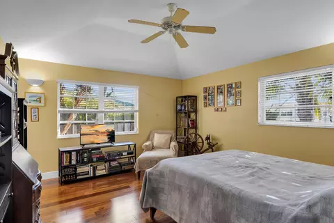 260 3rd St, Key Colony, FL 33051 photo 17