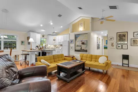 260 3rd St, Key Colony, FL 33051 photo 13