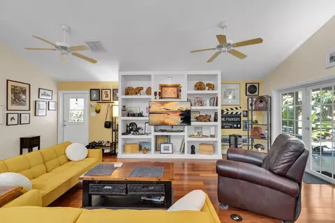 260 3rd St, Key Colony, FL 33051 photo 11