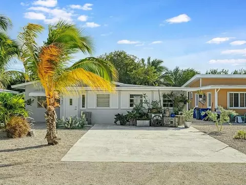 30342 Hibiscus Ln, Big Pine Key, FL 33043