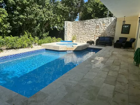 Exterior - 55 Harbor Dr, Islamorada, FL 33036 photo 6 of 11