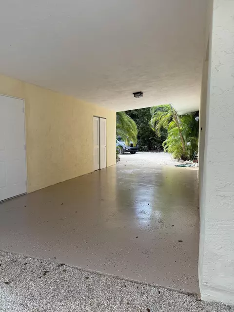 Exterior - 55 Harbor Dr, Islamorada, FL 33036 photo 3 of 11