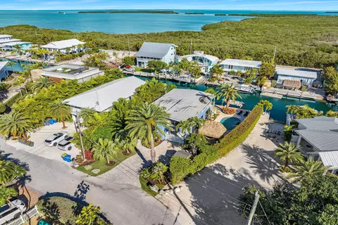 254 Navajo St, Tavernier, FL 33070