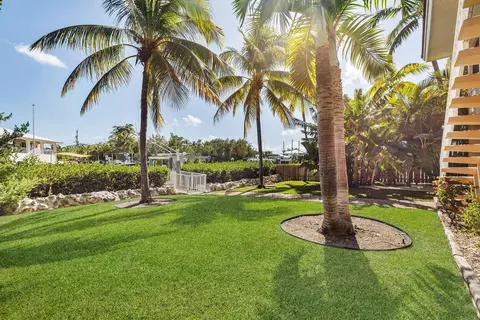 845 E Copa D Oro, Marathon, FL 33050 photo 10