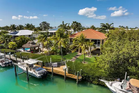 845 E Copa D Oro, Marathon, FL 33050