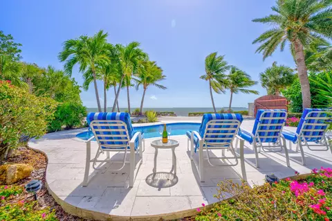 23971 Henry St, Summerland Key, FL 33042