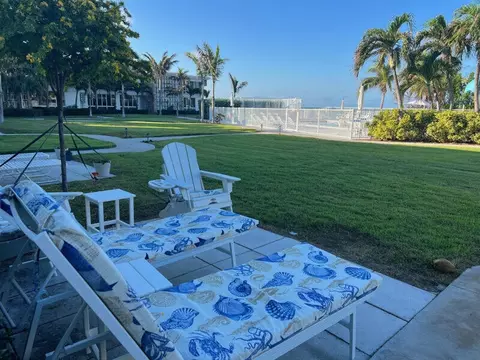 581 E Ocean Dr #19, Key Colony Beach, FL 33051 photo 2