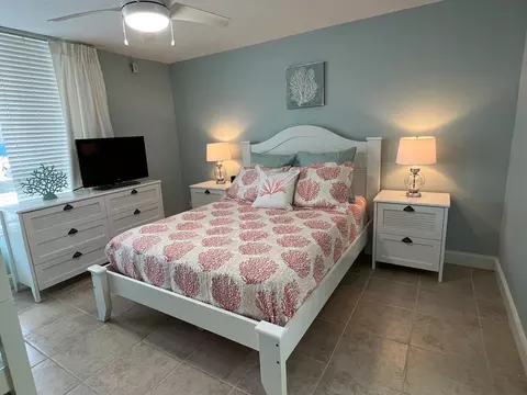 581 E Ocean Dr #19, Key Colony Beach, FL 33051 photo 23