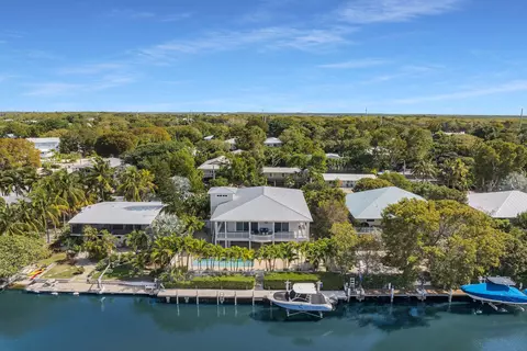 865 Ellen Dr, Key Largo, FL 33037 photo 5