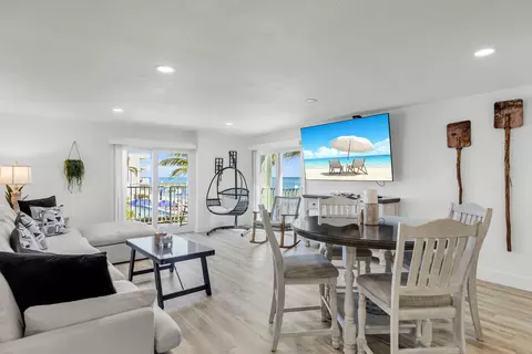 201 E Ocean Dr #209, Key Colony Beach, FL 33051