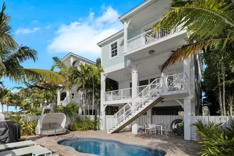 11890 1st Ave Gulf #3, Marathon, FL 33050