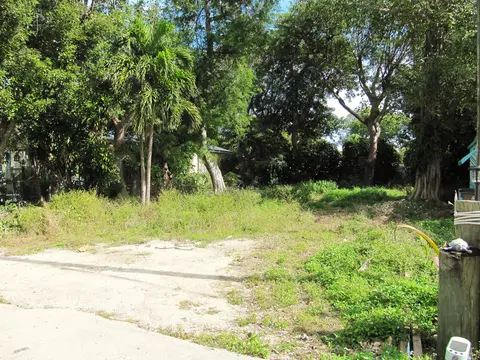 50 Tina Pl, Key Largo, FL 33037 photo 2