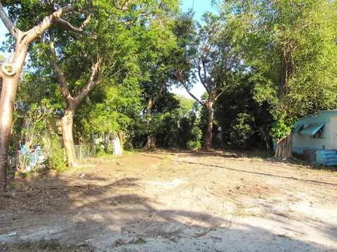 50 Tina Pl, Key Largo, FL 33037