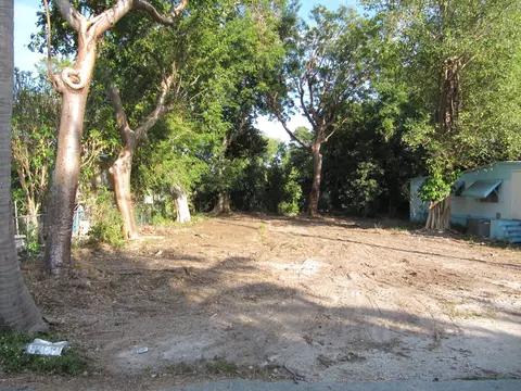 50 Tina Pl, Key Largo, FL 33037 photo 3