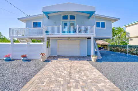 176 Iroquois Dr, Islamorada, FL 33036