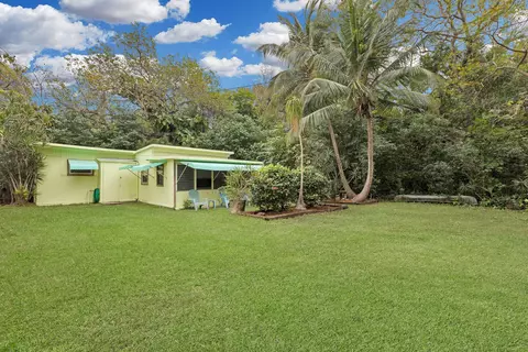 2 Cindy Pl, Key Largo, FL 33037