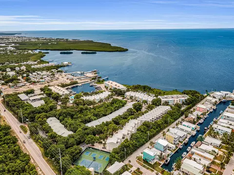 97501 Overseas Hwy #705, Key Largo, FL 33037
