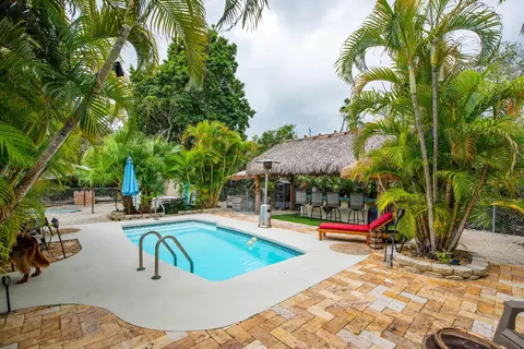 2682 Koehns Ave, Big Pine Key, FL 33043